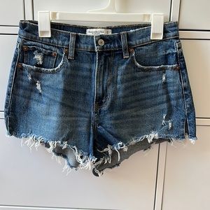 Abercrombie & Fitch The Mom Short Mid Rise